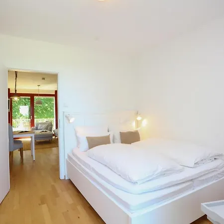 Vilm I Auf Schloss Ranzow Mit Ostseeblick